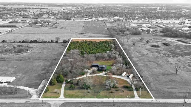 $698,000 | 1371 1300th Street, Iola, KS 66749