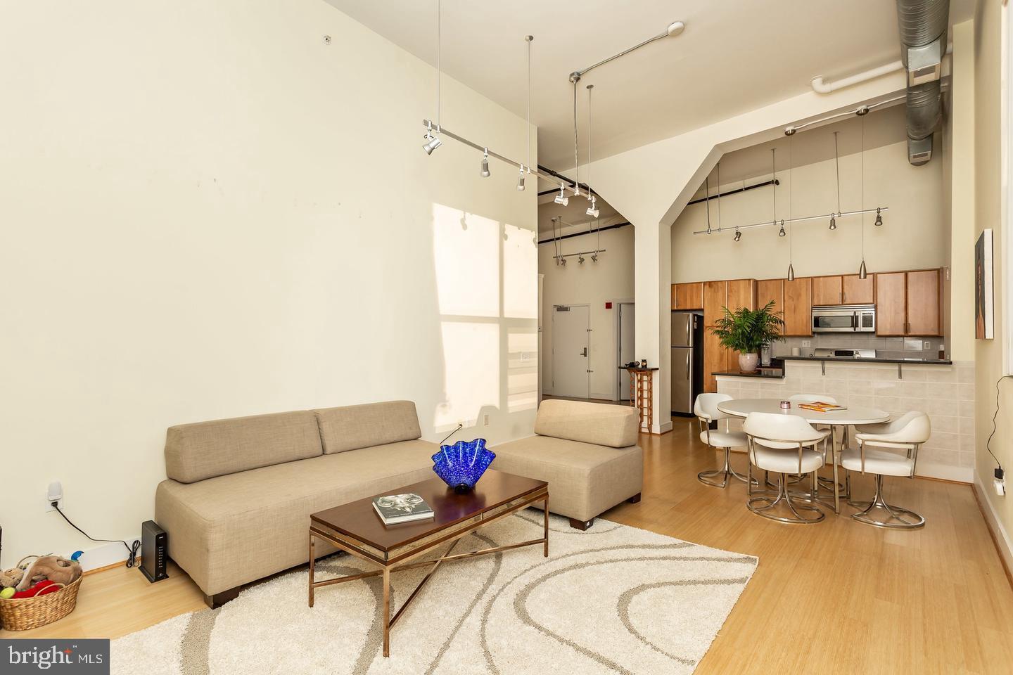 22 South Howard Street, Unit R601 Baltimore, MD 21201 - Photo 3 of 14