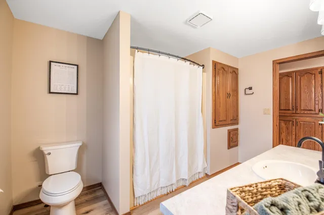 $350,000 | 1310 Sandstone Place, Green Bay, WI 54313