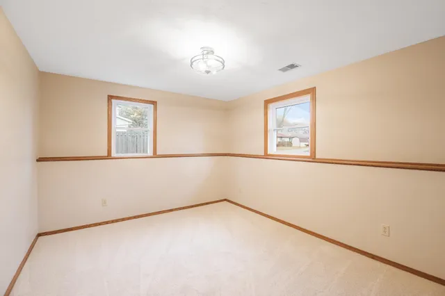 $350,000 | 1310 Sandstone Place, Green Bay, WI 54313