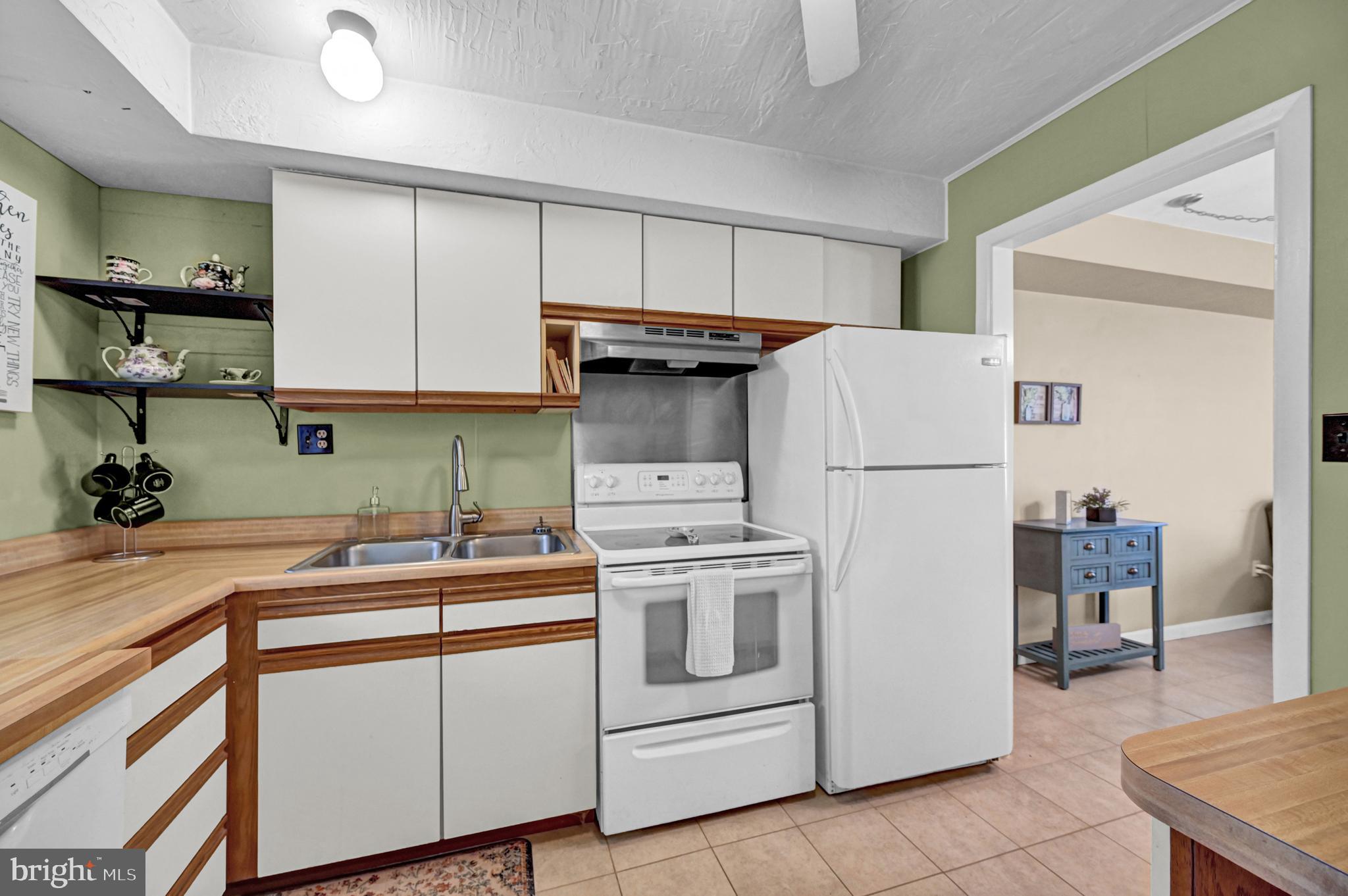 1628 Devers Road York, PA 17404 - Photo 11 of 32