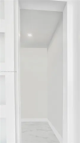 $3,400 | 1985 South Ocean Drive, Unit 11L, Hallandale Beach, FL 33009