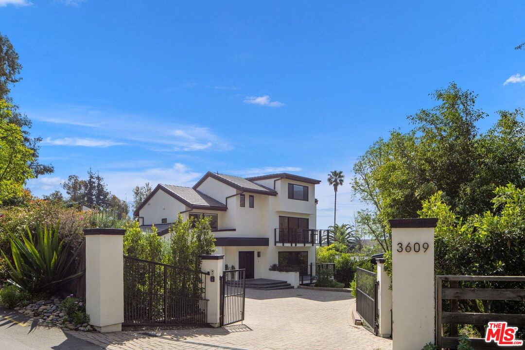 3609 Serra Road Malibu, CA 90265 - Photo 1 of 49 Gallery Image 1