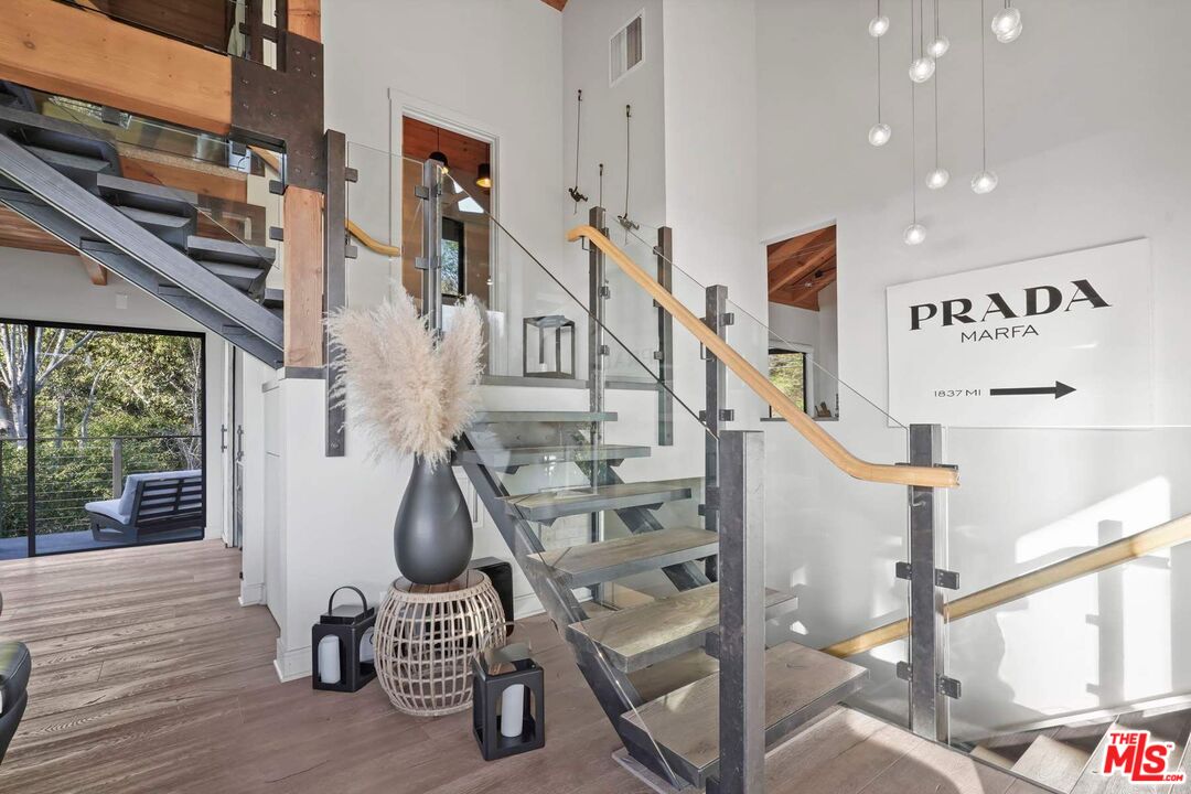 3609 Serra Road Malibu, CA 90265 - Photo 23 of 49 Gallery Image 23