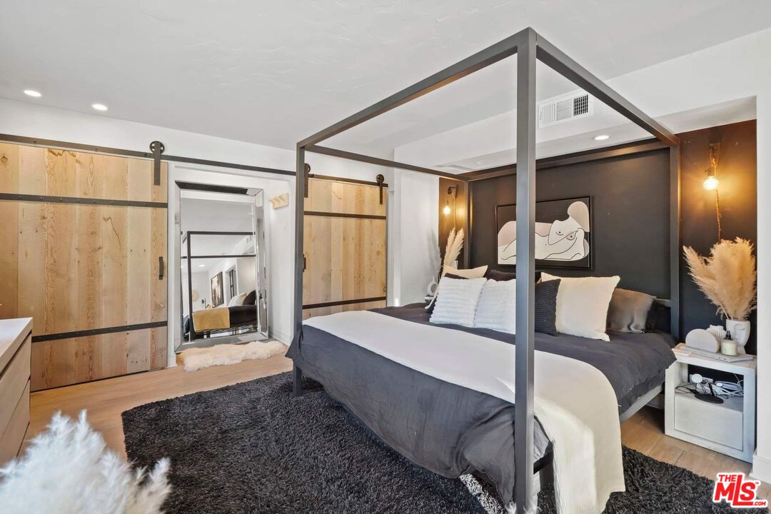 3609 Serra Road Malibu, CA 90265 - Photo 32 of 49 Gallery Image 32