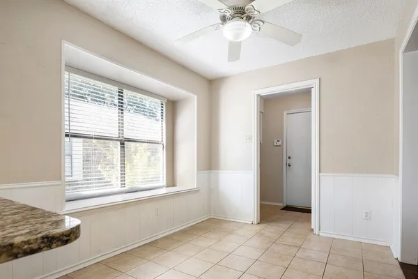 $2,400 | 339 Aspenway Drive, Coppell, TX 75019