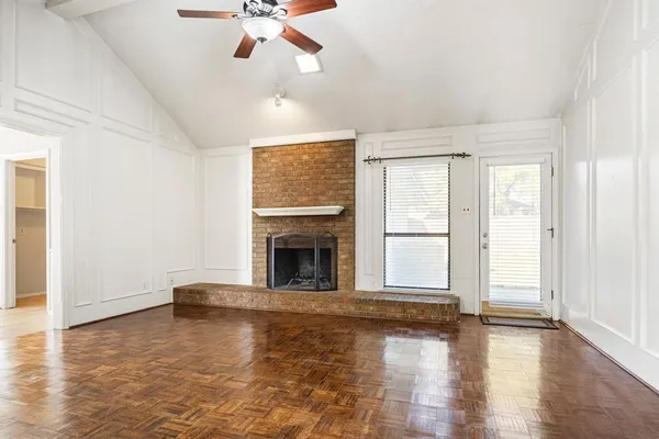 $2,400 | 339 Aspenway Drive, Coppell, TX 75019