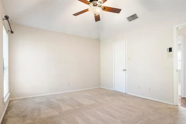 $2,400 | 339 Aspenway Drive, Coppell, TX 75019