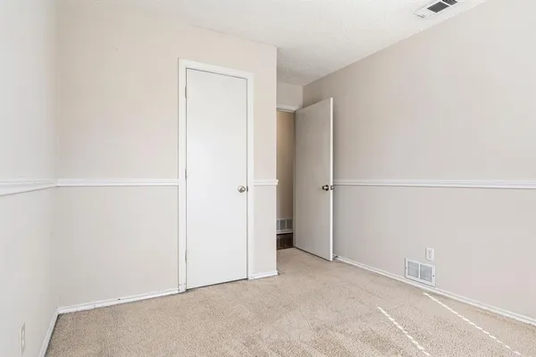 $2,400 | 339 Aspenway Drive, Coppell, TX 75019