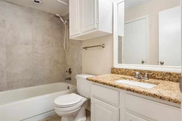 $2,400 | 339 Aspenway Drive, Coppell, TX 75019