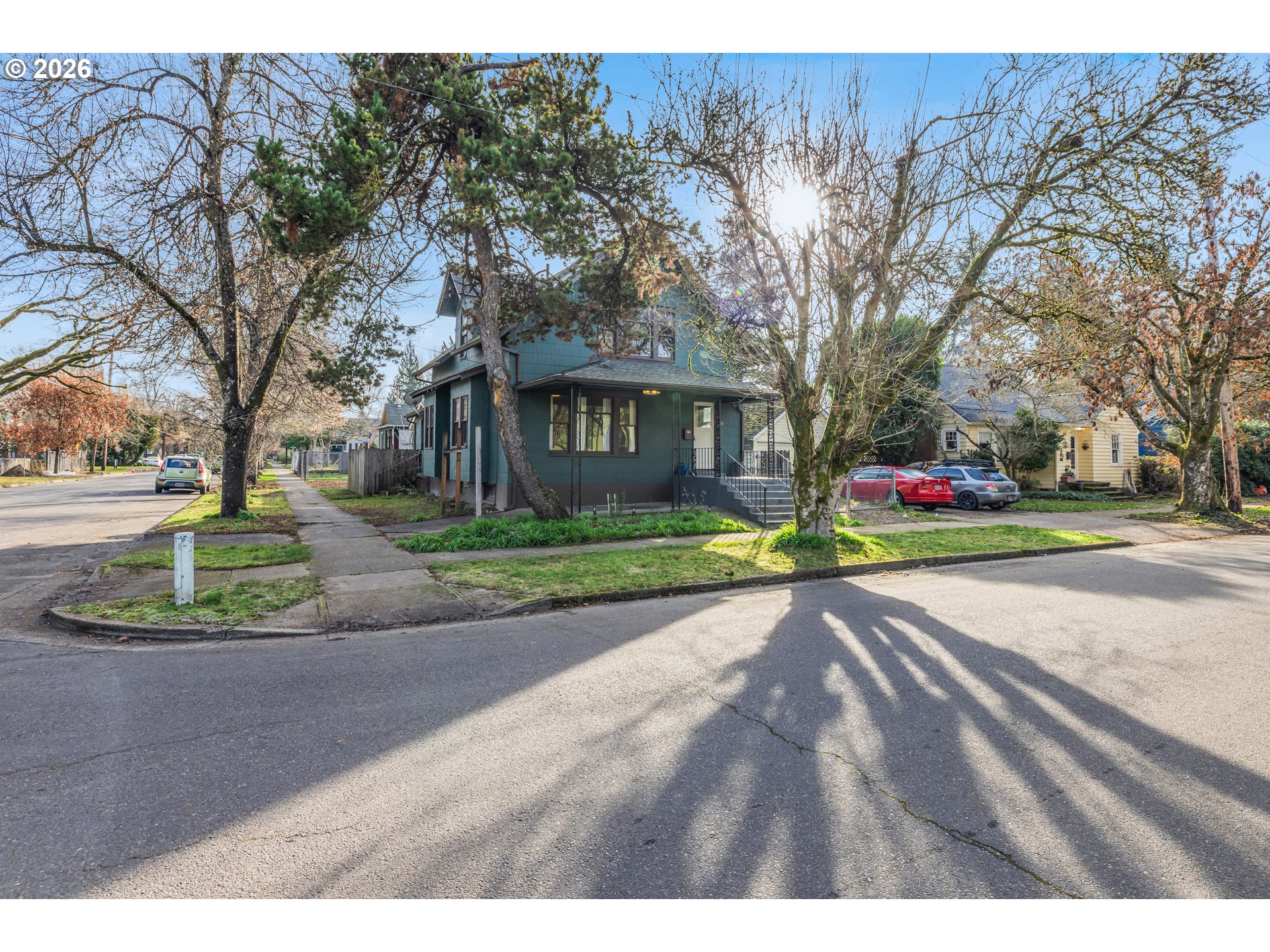 210 19th Street Southeast Salem, OR 97301 - Photo 2 of 28