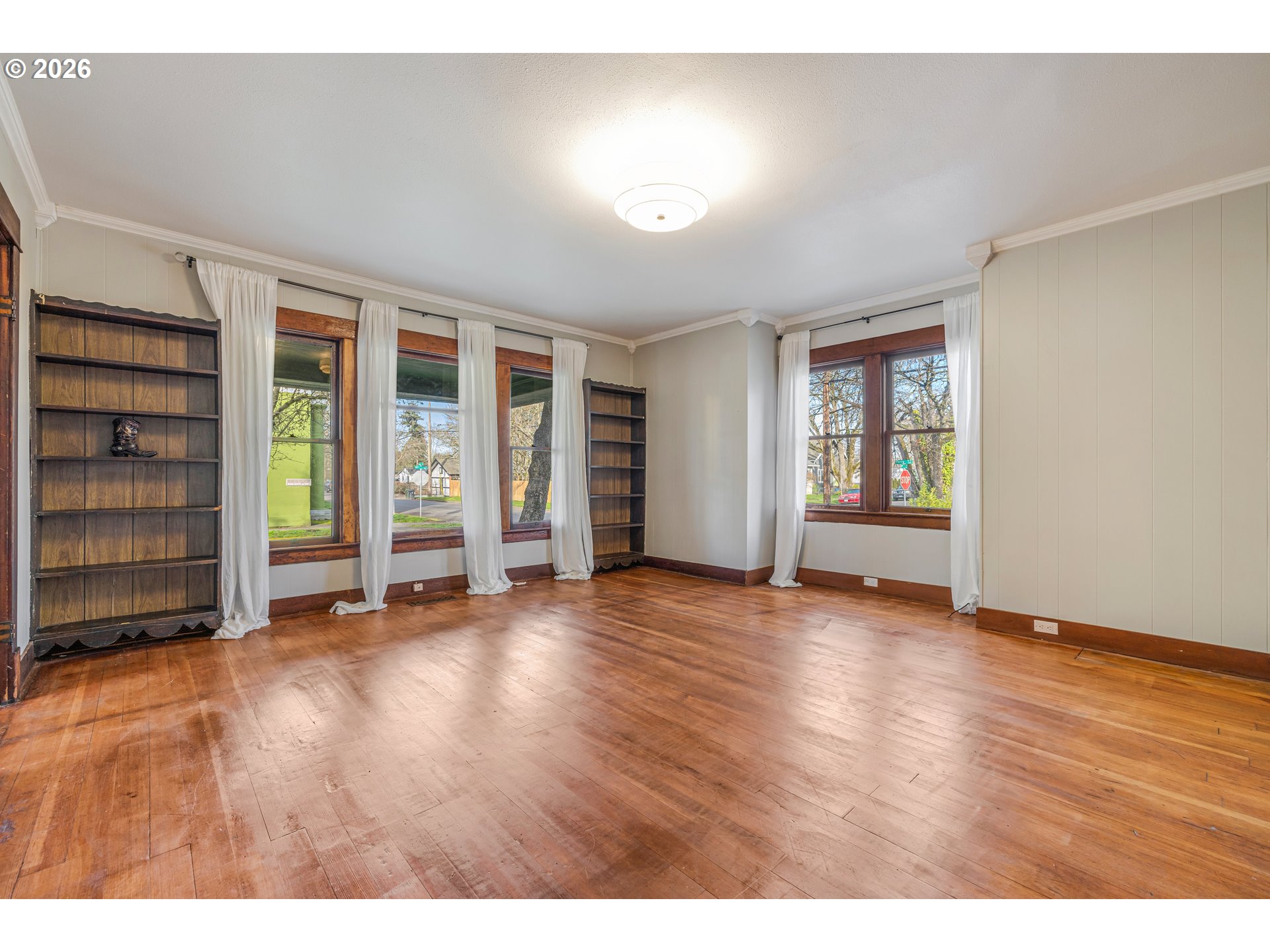 210 19th Street Southeast Salem, OR 97301 - Photo 8 of 28