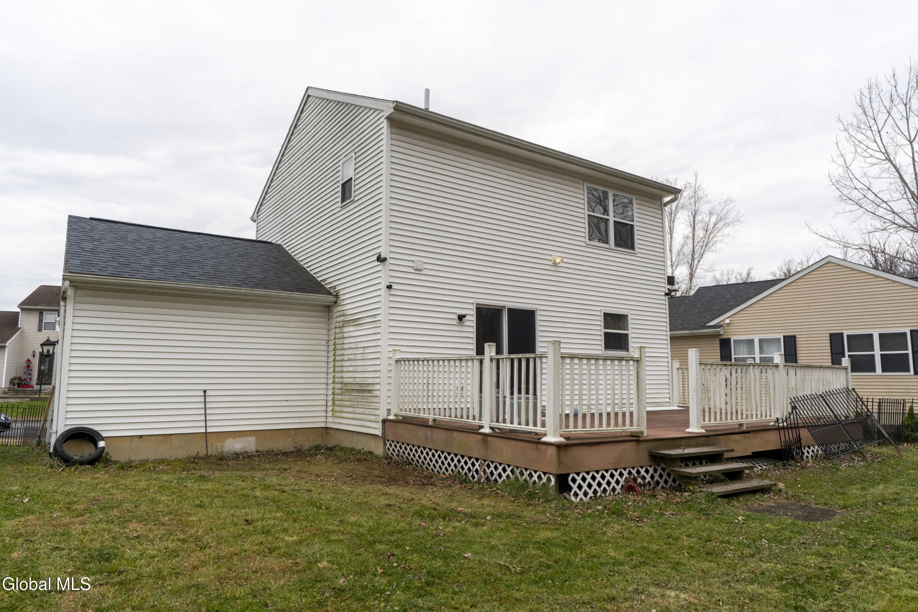 58 Wynantskill Way Troy, NY 12180 - Photo 18 of 21 58 Wynantskill-25