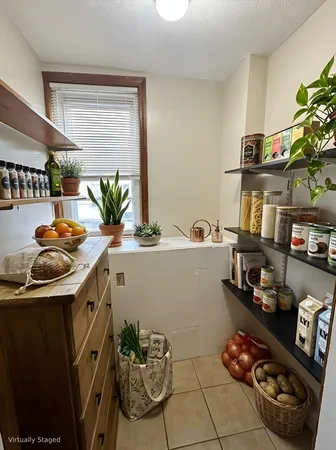 $3,000 | 422 Saratoga Street, Unit 3, Boston, MA 02128