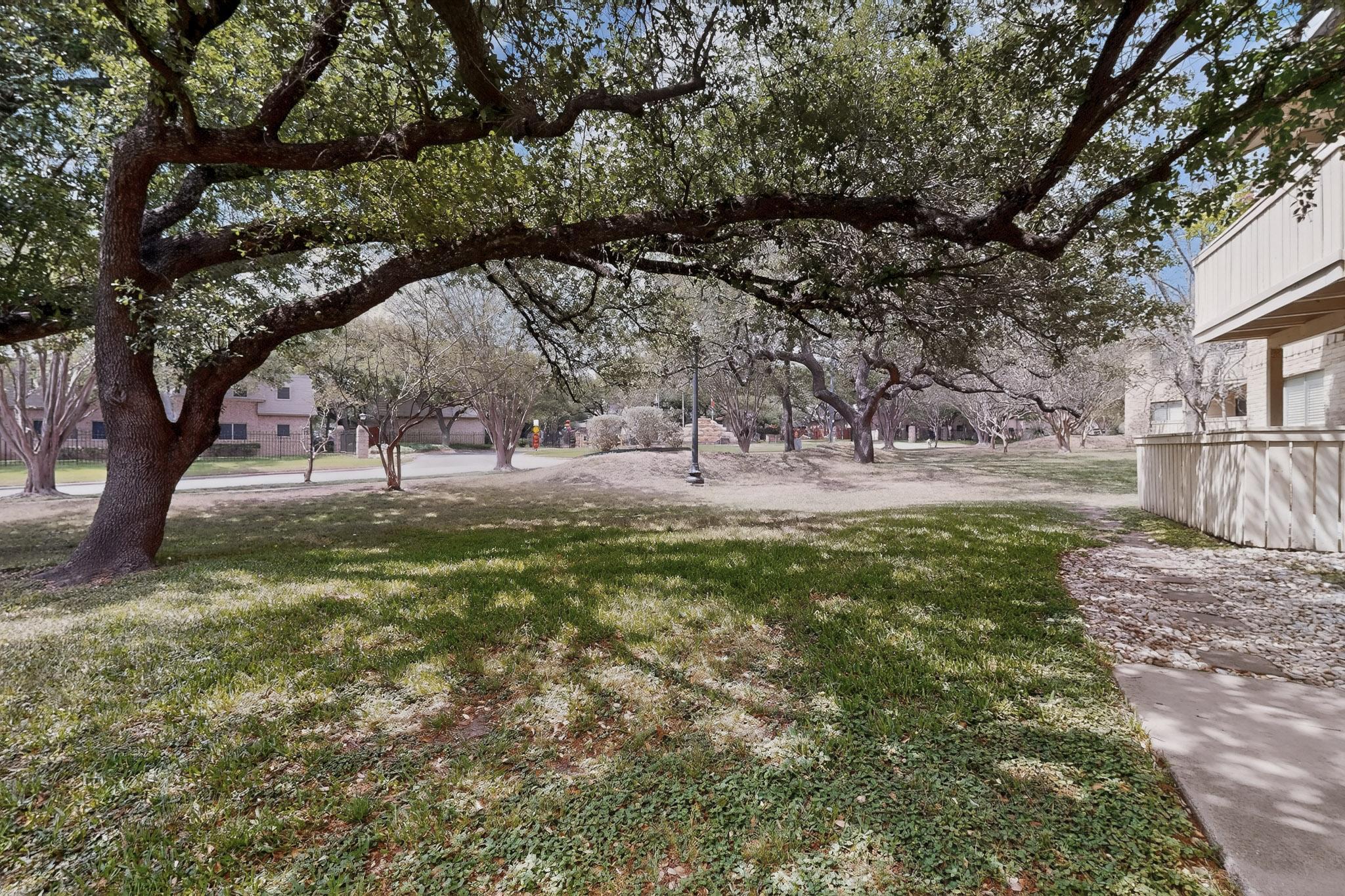 8210 Bent Tree Road, Unit 104 Austin, TX 78759 - Photo 34 of 39
Open area front of the unit