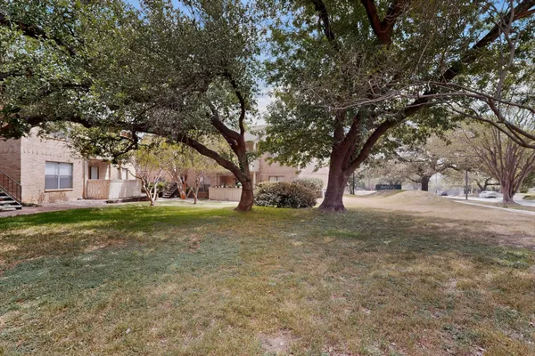$259,950 | 8210 Bent Tree Road, Unit 104, Austin, TX 78759