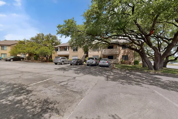 $259,950 | 8210 Bent Tree Road, Unit 104, Austin, TX 78759