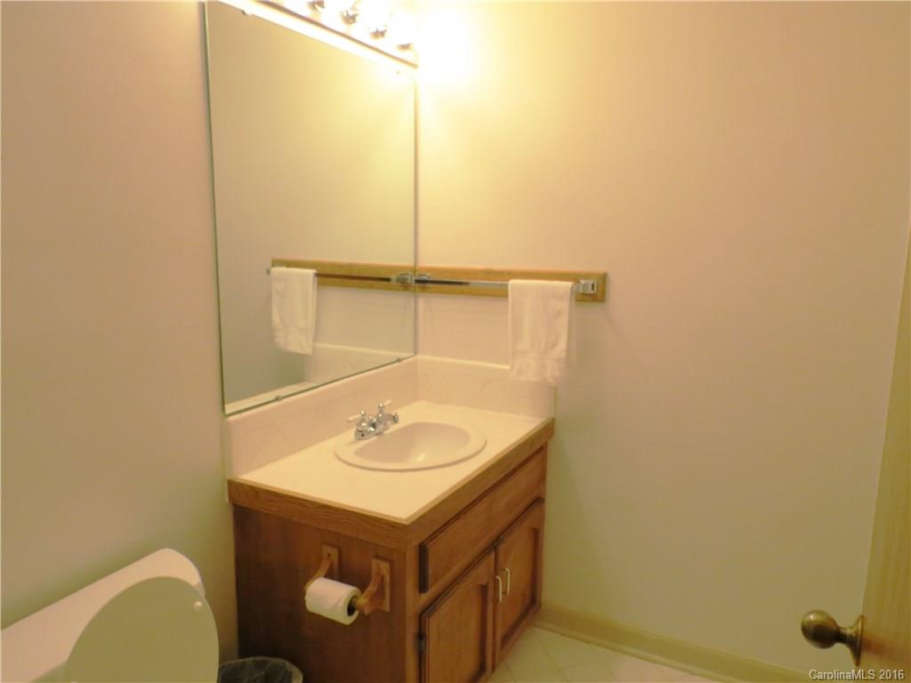 3316 Miranda Road Charlotte, NC 28216 - Photo 14 of 22 Gallery Image 14