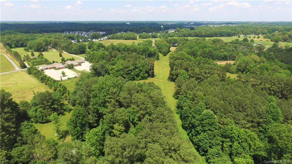 3316 Miranda Road Charlotte, NC 28216 - Photo 19 of 22 Gallery Image 19