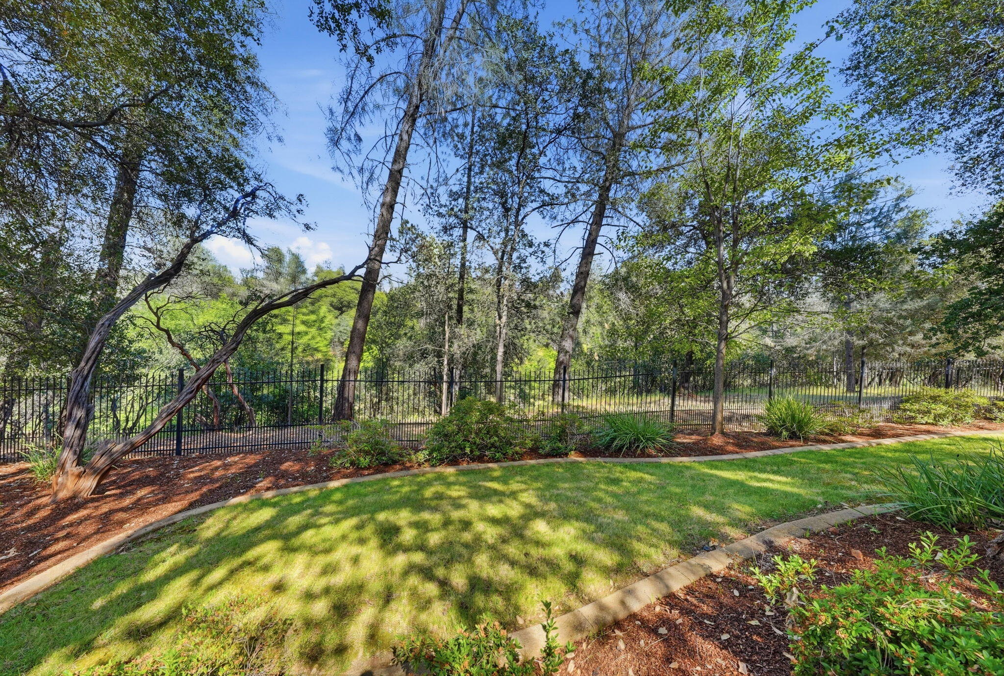 13457 Tierra Heights Road Redding, CA 96003 - Photo 51 of 56 51-web-or-mls-IMG-51