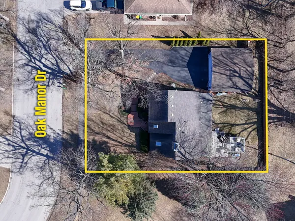 $329,900 | 836 Oak Manor Drive, Marengo, IL 60152