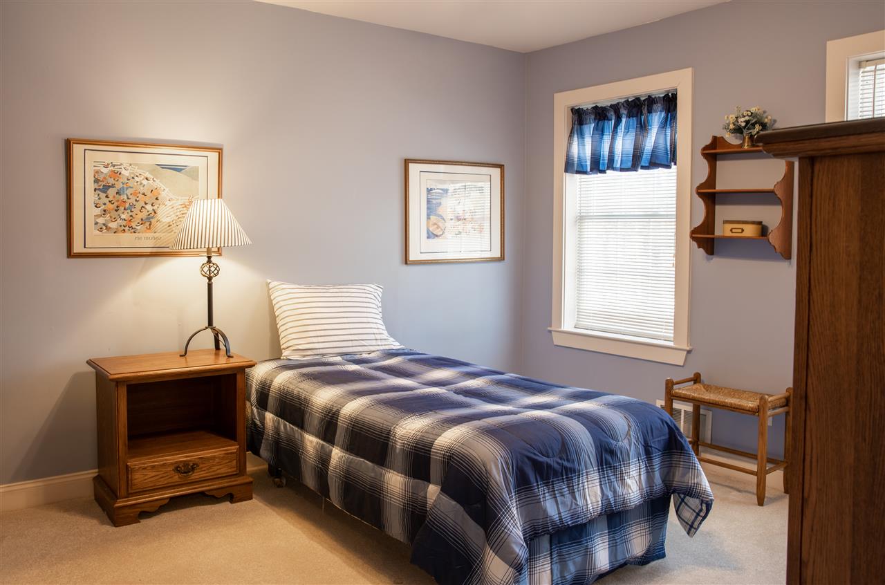 21 Stonegate Lane Shelburne, VT 05482 - Photo 27 of 32 Gallery Image 27