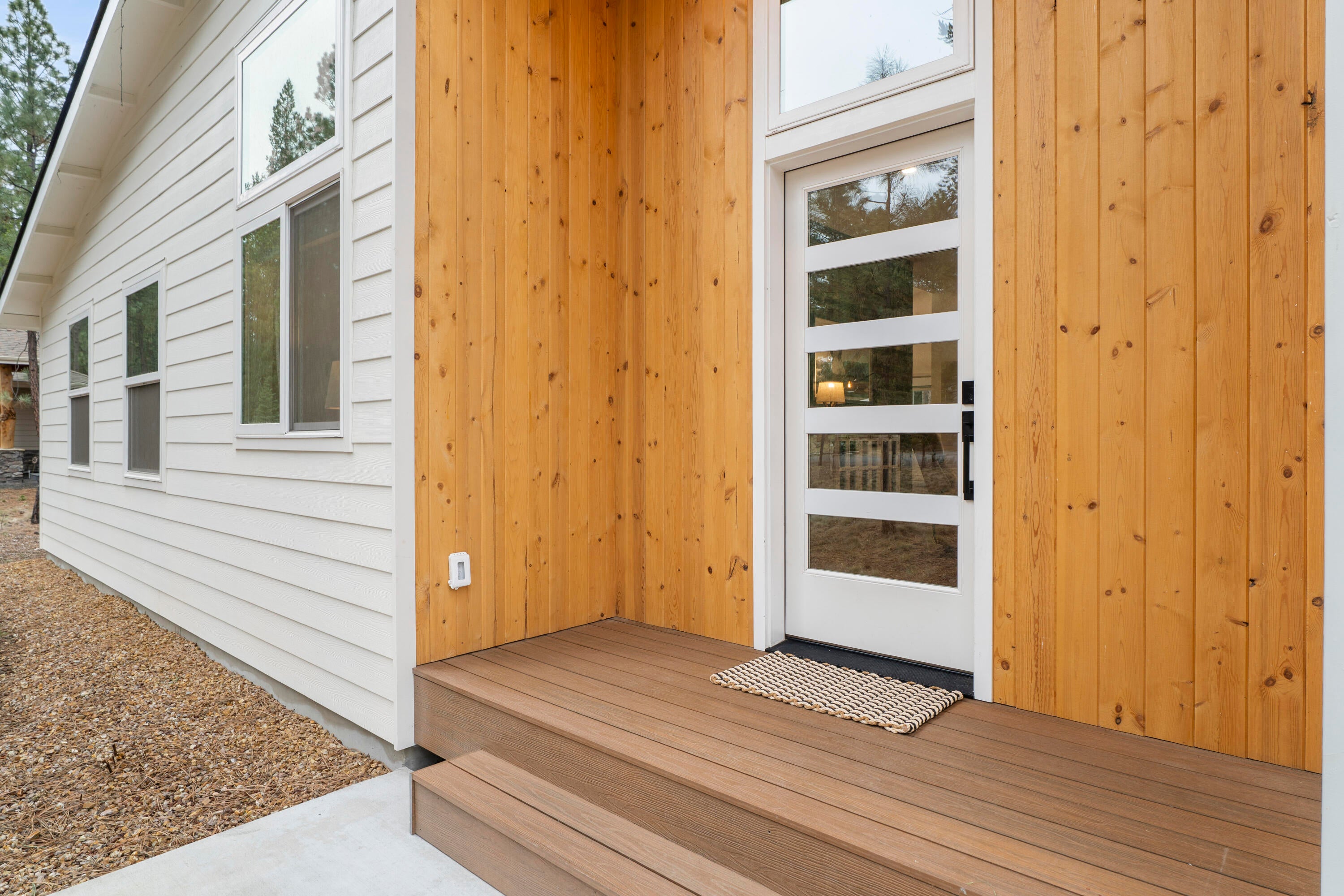 17133 Norwalk Road Bend, OR 97707 - Photo 12 of 58 03-Exterior