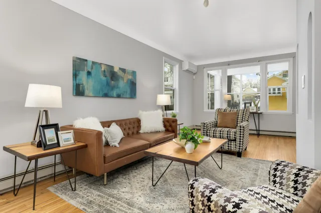 $275,000 | 2518 North Thomas Avenue, Minneapolis, MN 55411