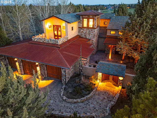 $2,329,999 | 23021 Brushline Court, Bend, OR 97701
