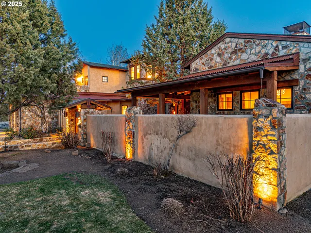 $2,329,999 | 23021 Brushline Court, Bend, OR 97701