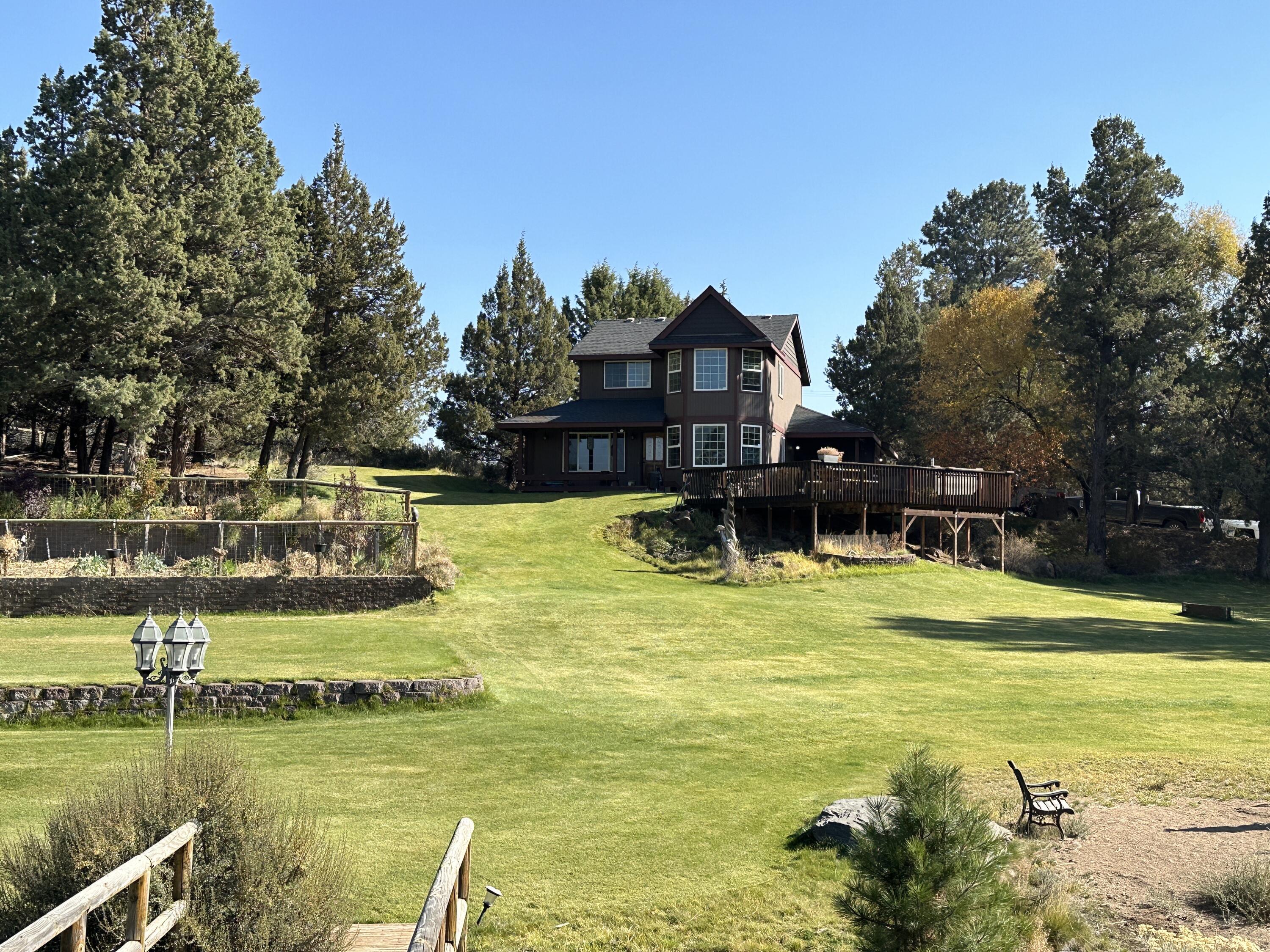 21550 McGilvray Road Bend, OR 97702 - Photo 2 of 21 image_123650291 (6)