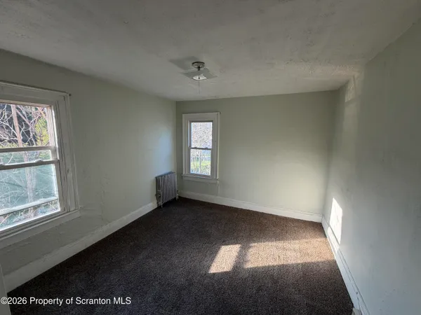 $1,300 | 316 Putnam Street, Unit 1 LEFT, Scranton, PA 18508