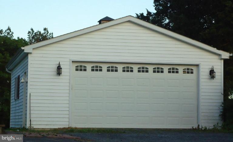 3504 Long Meadow Road Middletown, VA 22645 - Photo 6 of 28 a close up of a white building