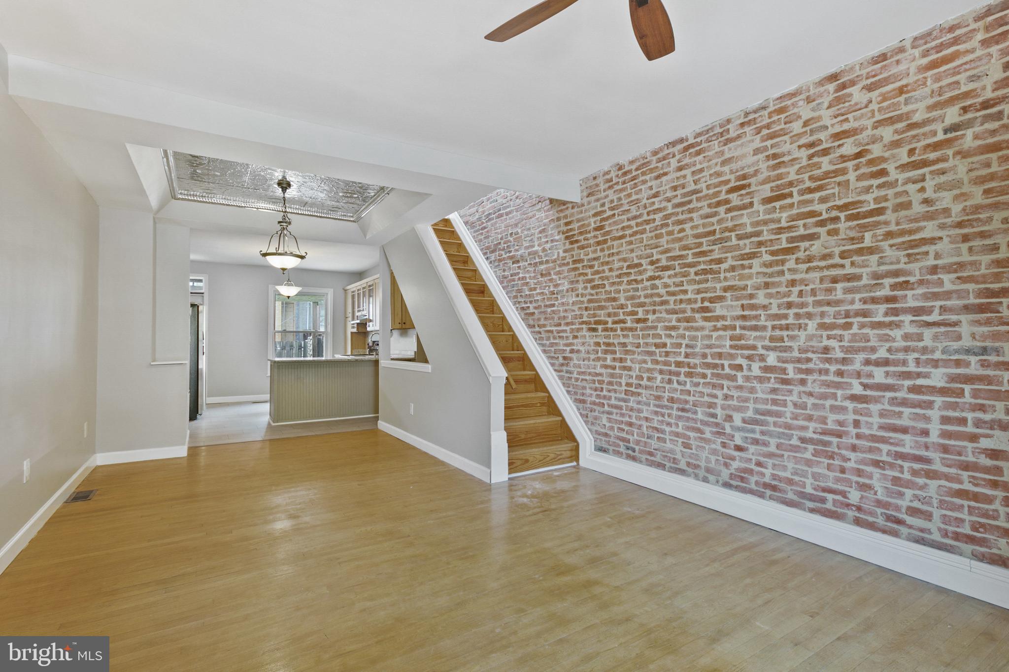 117 Rochester Place Baltimore, MD 21224 - Photo 8 of 33