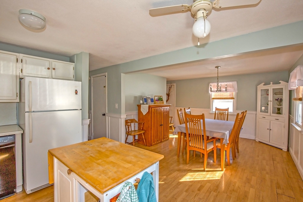 88 Senator Street Springfield, MA 01129 - Photo 6 of 40 Gallery Image 6