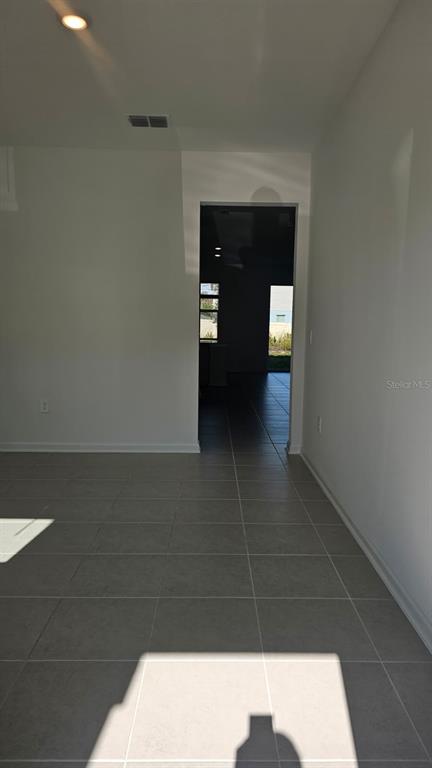 2739 Skyline Loop Kissimmee, FL 34758 - Photo 5 of 47