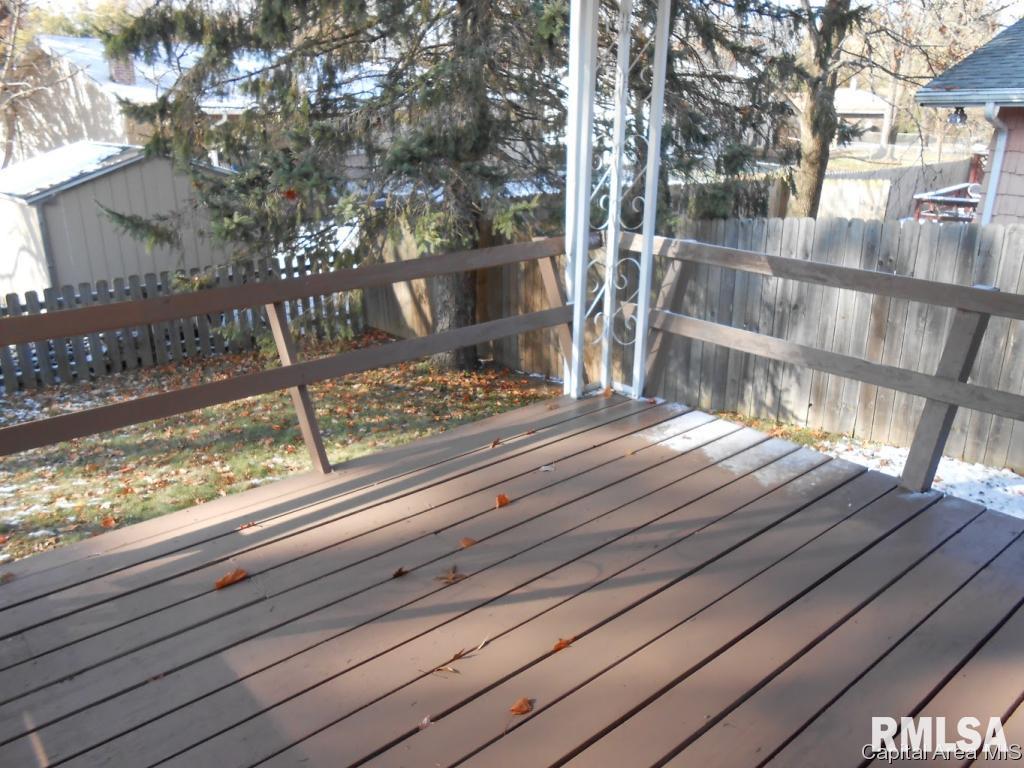 331-333 Norwalk Road Springfield, IL 62704 - Photo 5 of 24