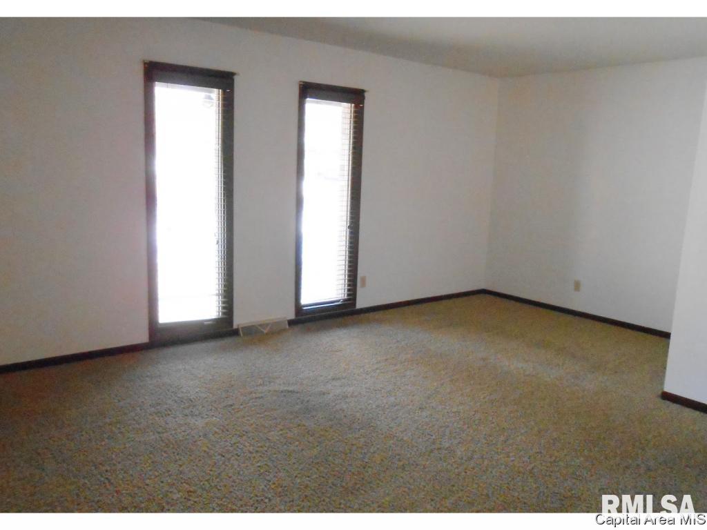 331-333 Norwalk Road Springfield, IL 62704 - Photo 10 of 24