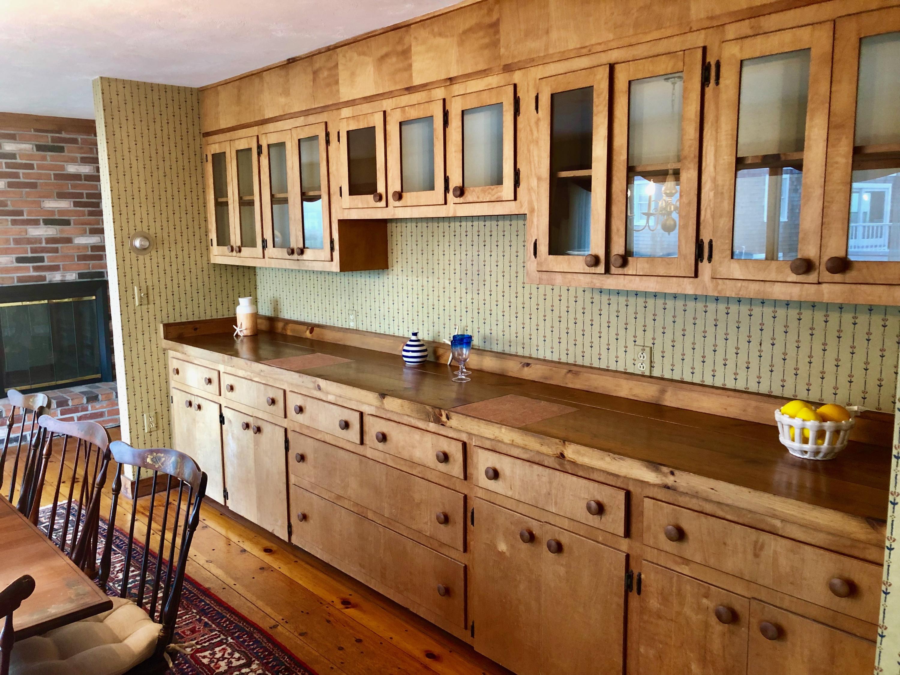 26 Beach Road West Dennis, MA 02670 - Photo 13 of 50 DR cabinets