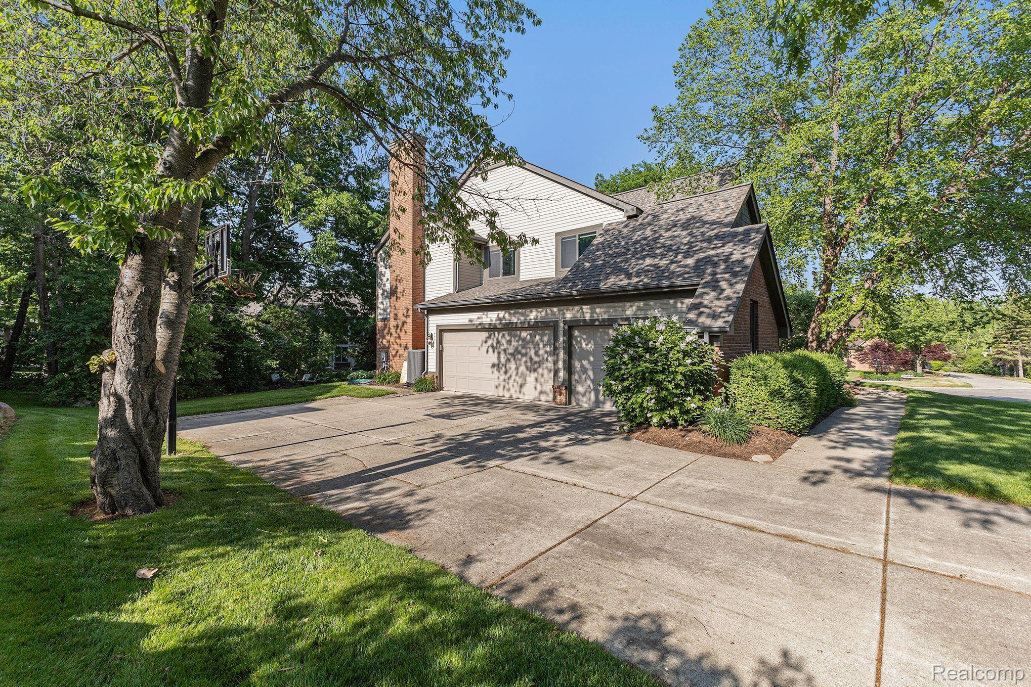 3820 Kaeleaf Road Lake Orion, MI 48360 - Photo 5 of 46 Gallery Image 5