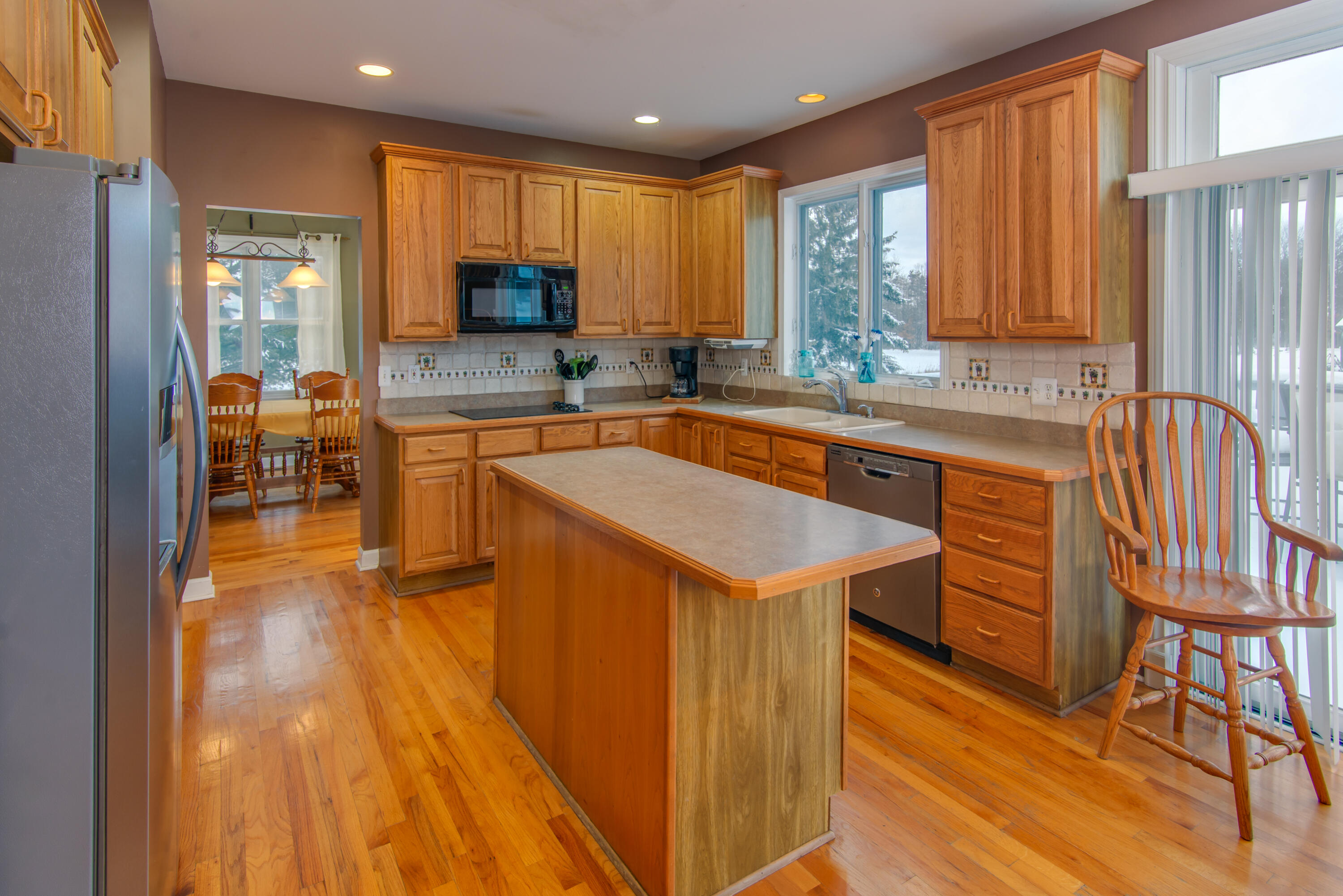 4554 Waugh Road Owosso, MI 48867 - Photo 12 of 37 12