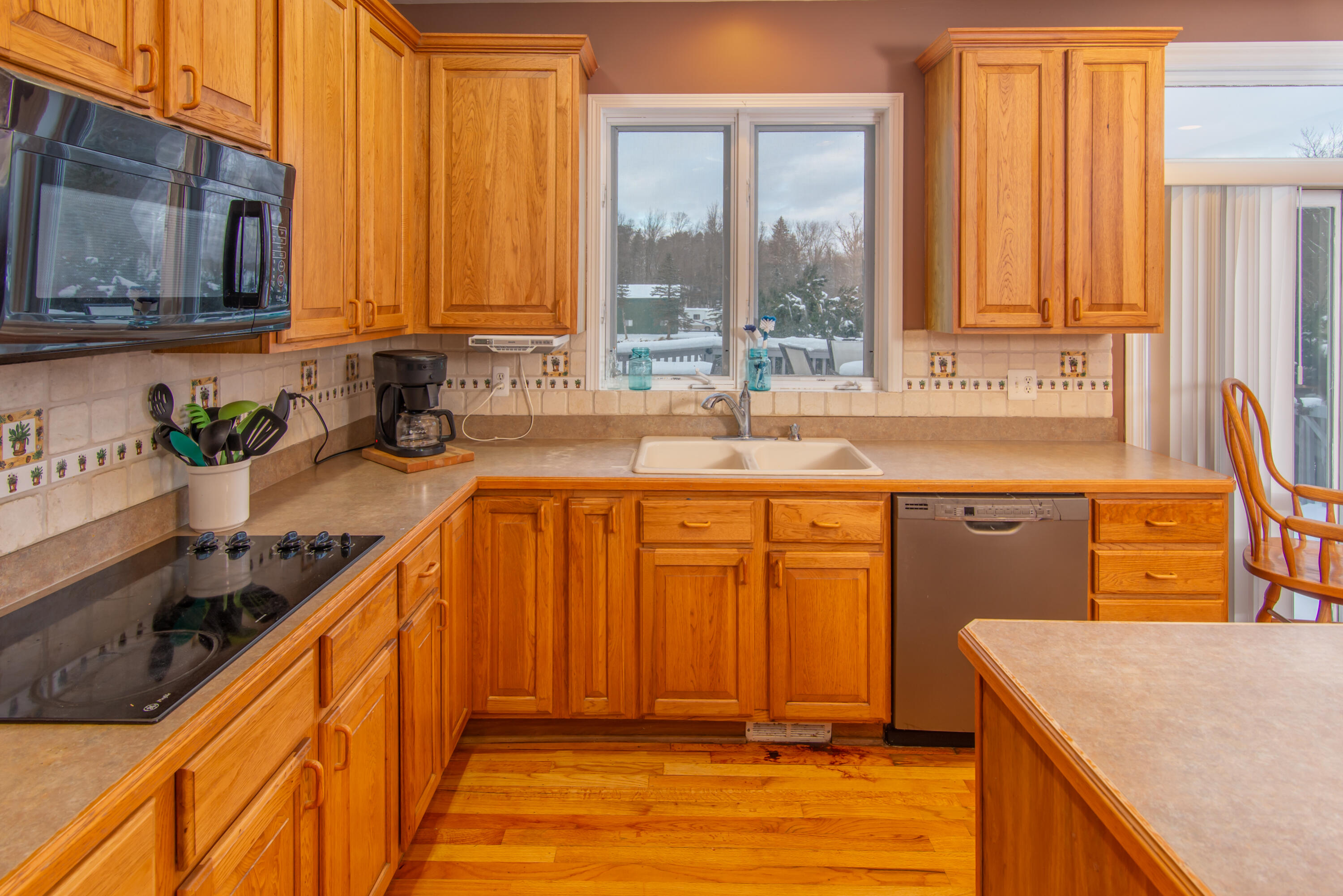 4554 Waugh Road Owosso, MI 48867 - Photo 13 of 37 13