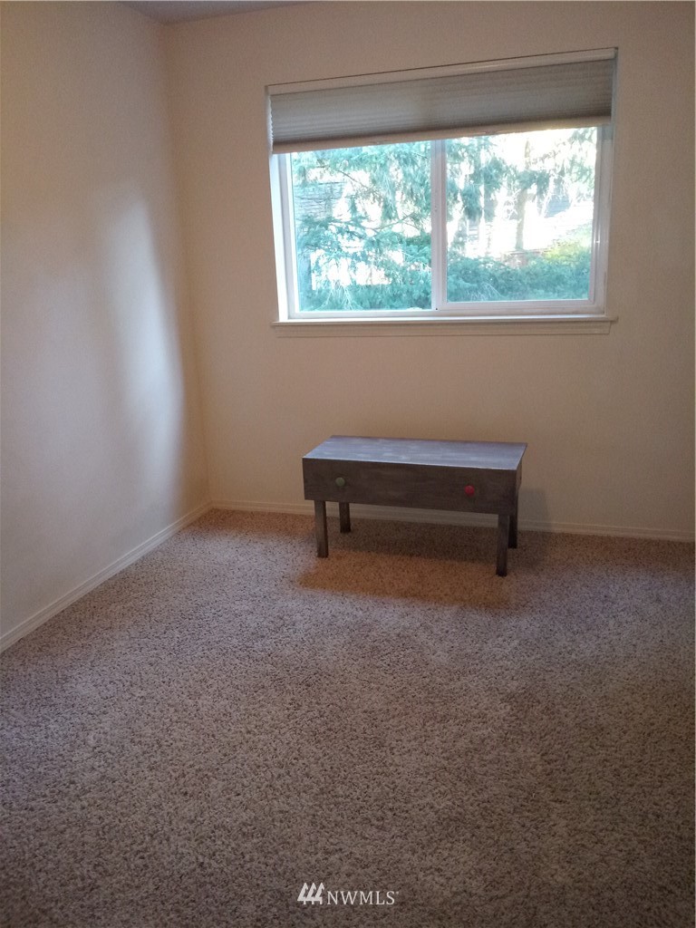 23317 Edmonds Way, Unit 4 Edmonds, WA 98026 - Photo 17 of 24 Gallery Image 17