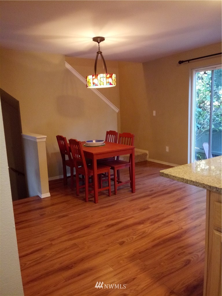 23317 Edmonds Way, Unit 4 Edmonds, WA 98026 - Photo 3 of 24 Gallery Image 3