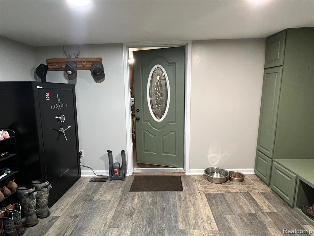 3675 Canboro Road Owendale, MI 48754 - Photo 4 of 38