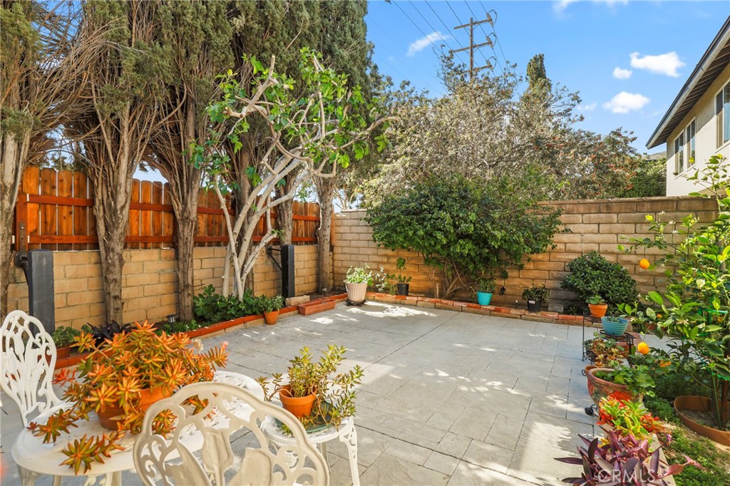 20604 Lemmer Street Chatsworth, CA 91311 - Photo 40 of 48 Gallery Image 40
