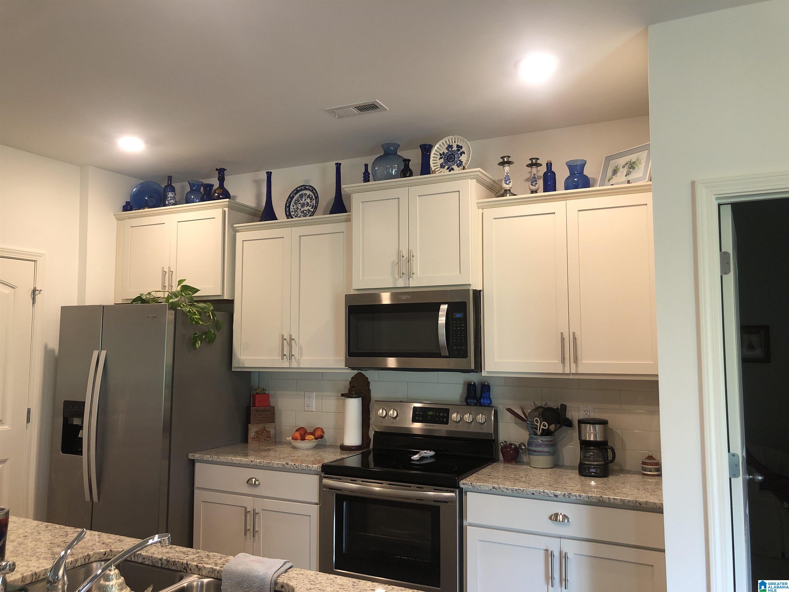 330 Firebrick Way Kimberly, AL 35091 - Photo 3 of 13