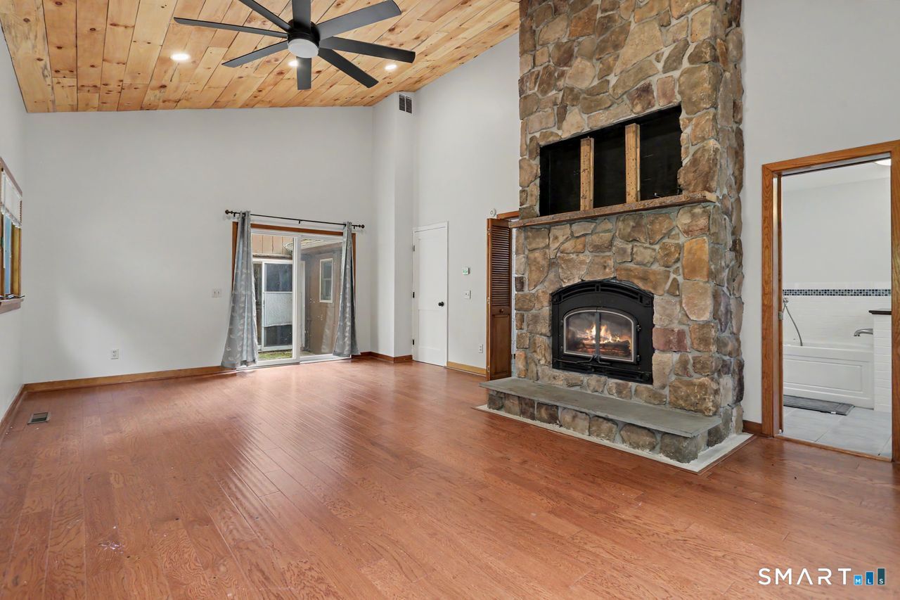 52 Stanley Road Monroe, CT 06468 - Photo 19 of 38