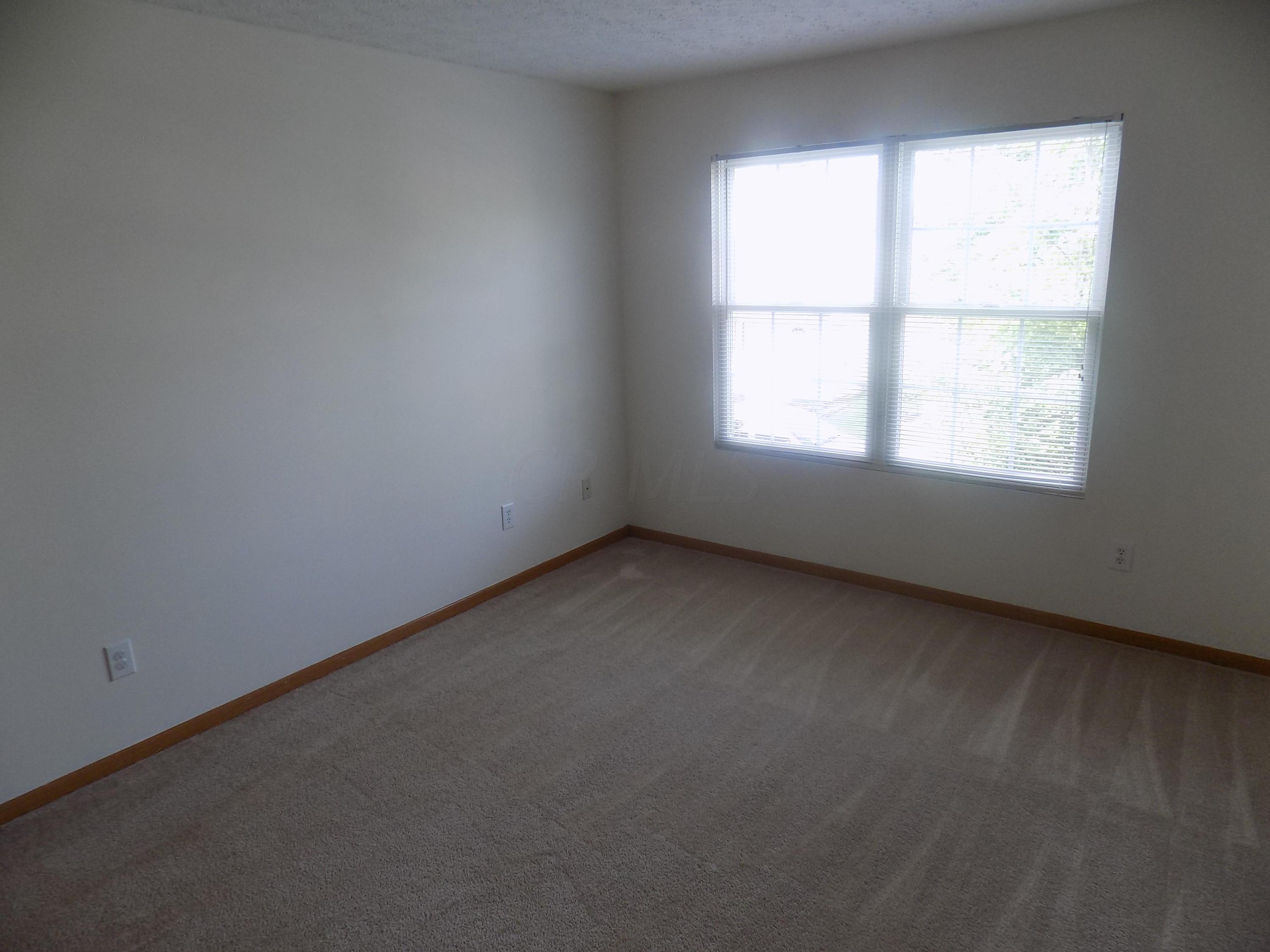 552 Rockets Street, Unit 137 Galloway, OH 43119 - Photo 28 of 35 Gallery Image 28