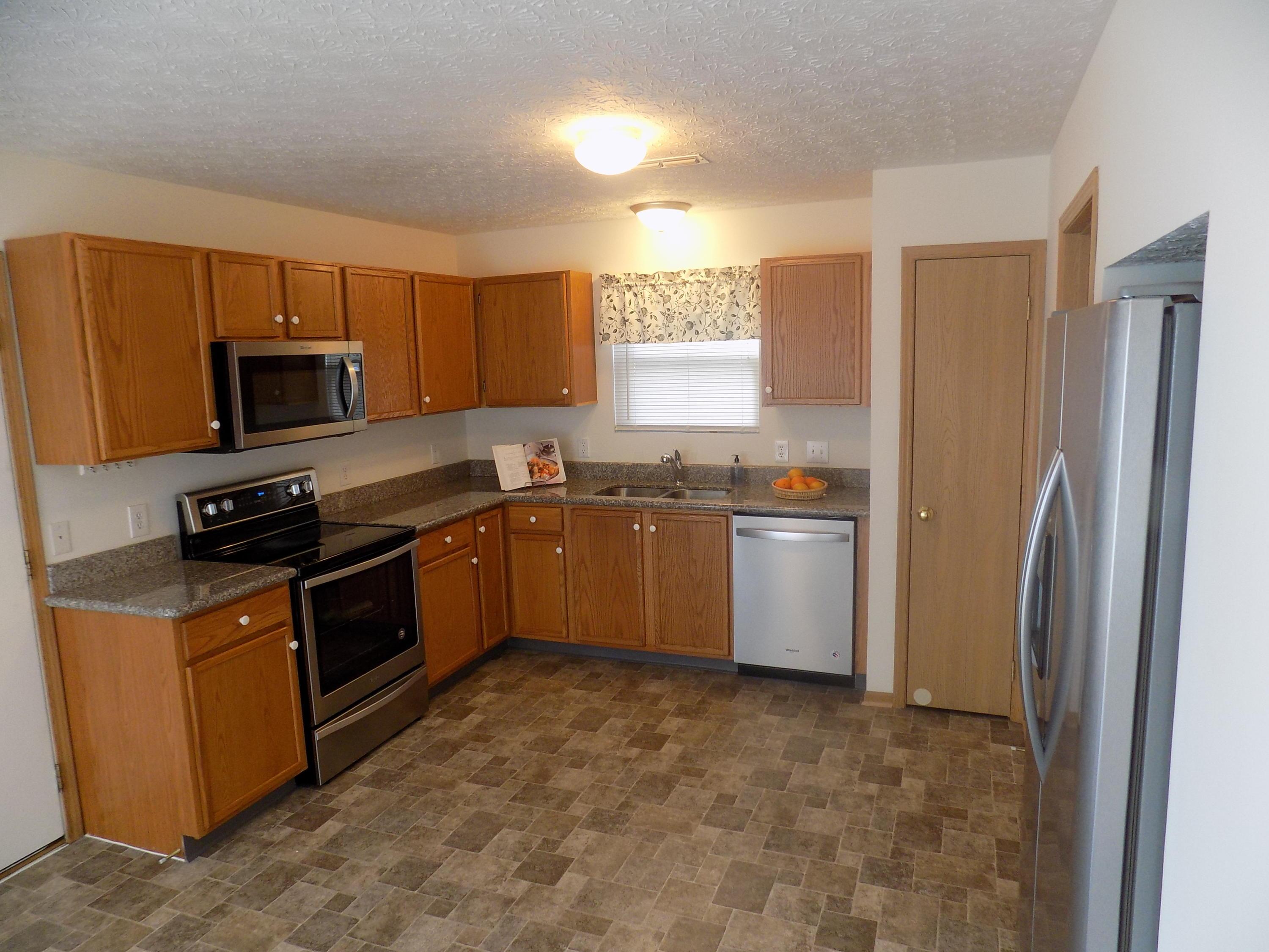 552 Rockets Street, Unit 137 Galloway, OH 43119 - Photo 9 of 35 Gallery Image 9